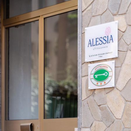 Affittacamere Alessia ซานเรโม ภายนอก รูปภาพ